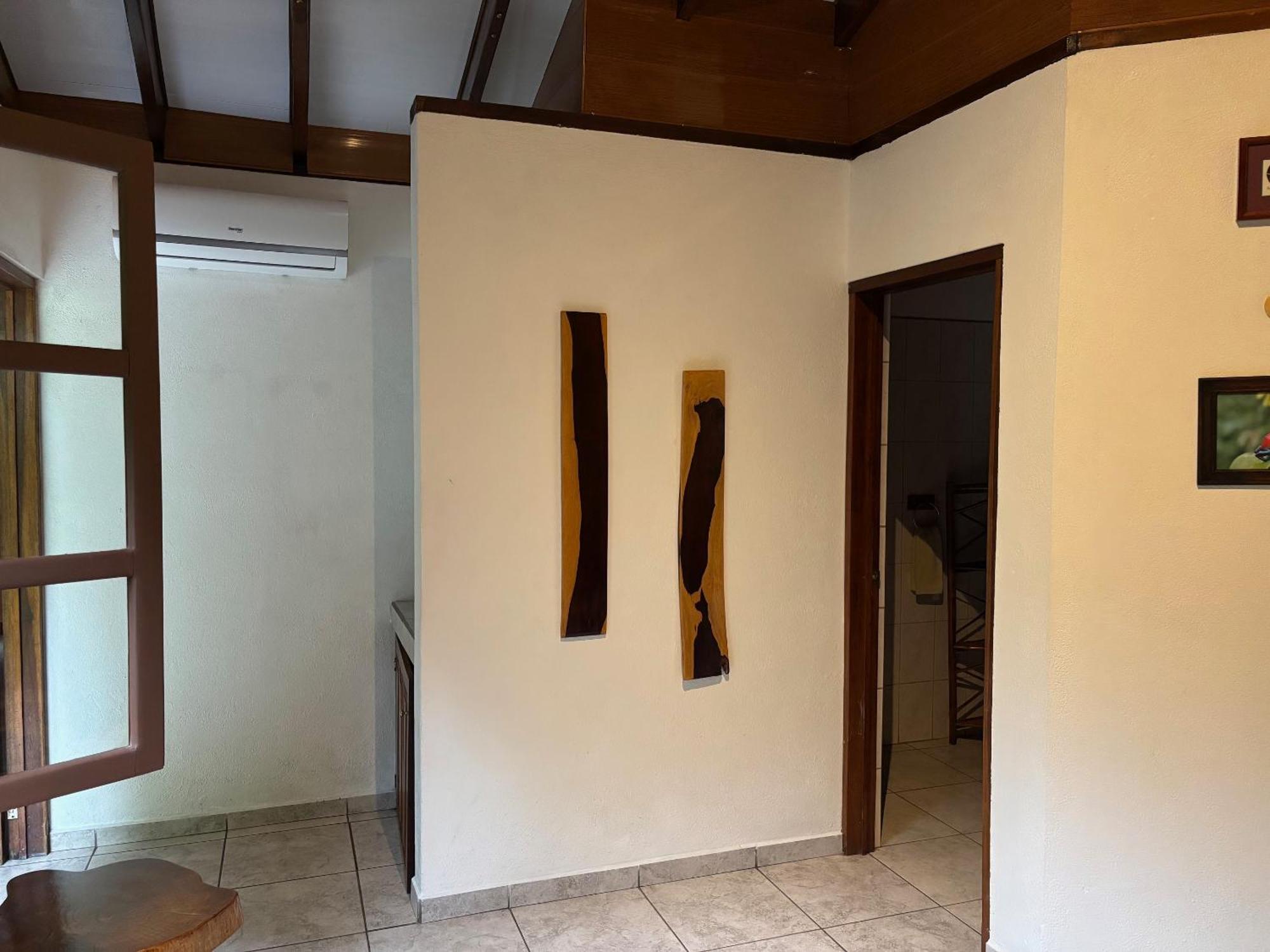 Hotel Suizo Loco Lodge & Resort Cahuita Bagian luar foto