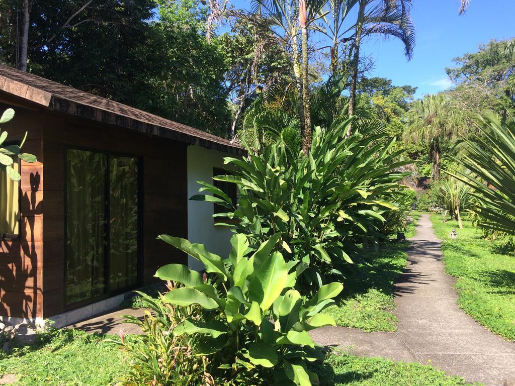 Hotel Suizo Loco Lodge & Resort Cahuita Bagian luar foto