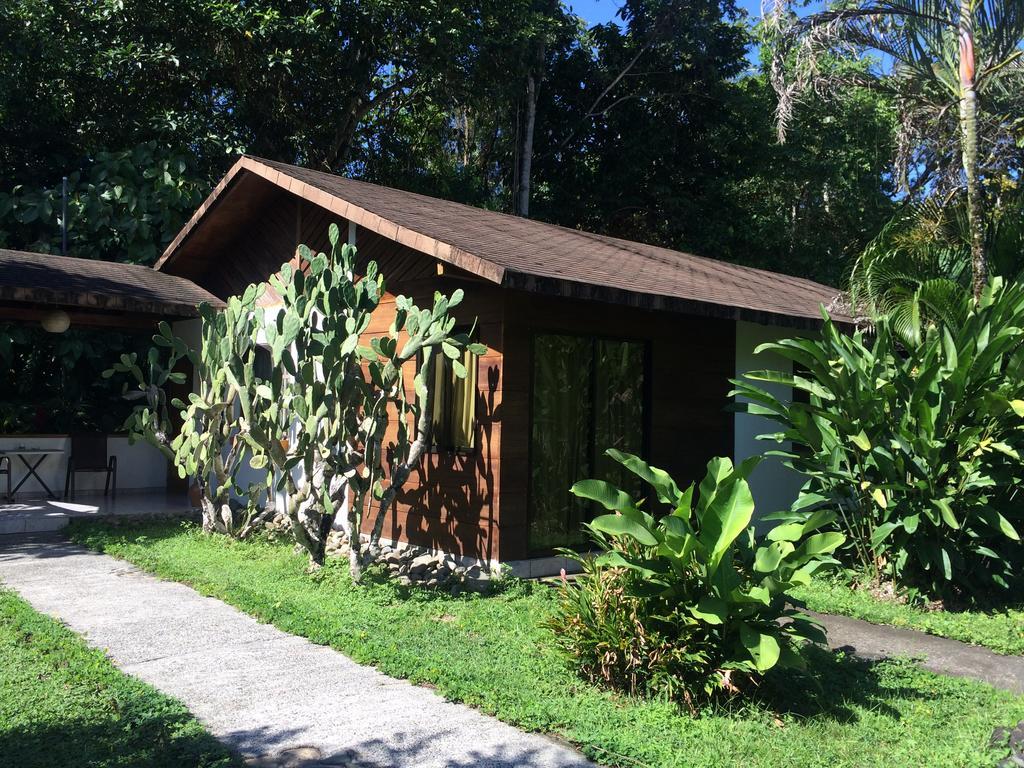 Hotel Suizo Loco Lodge & Resort Cahuita Bagian luar foto